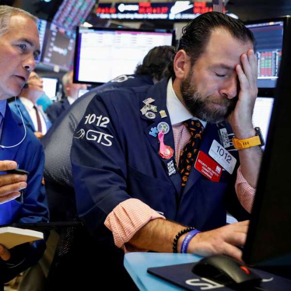 US stocks lower at close in 2019